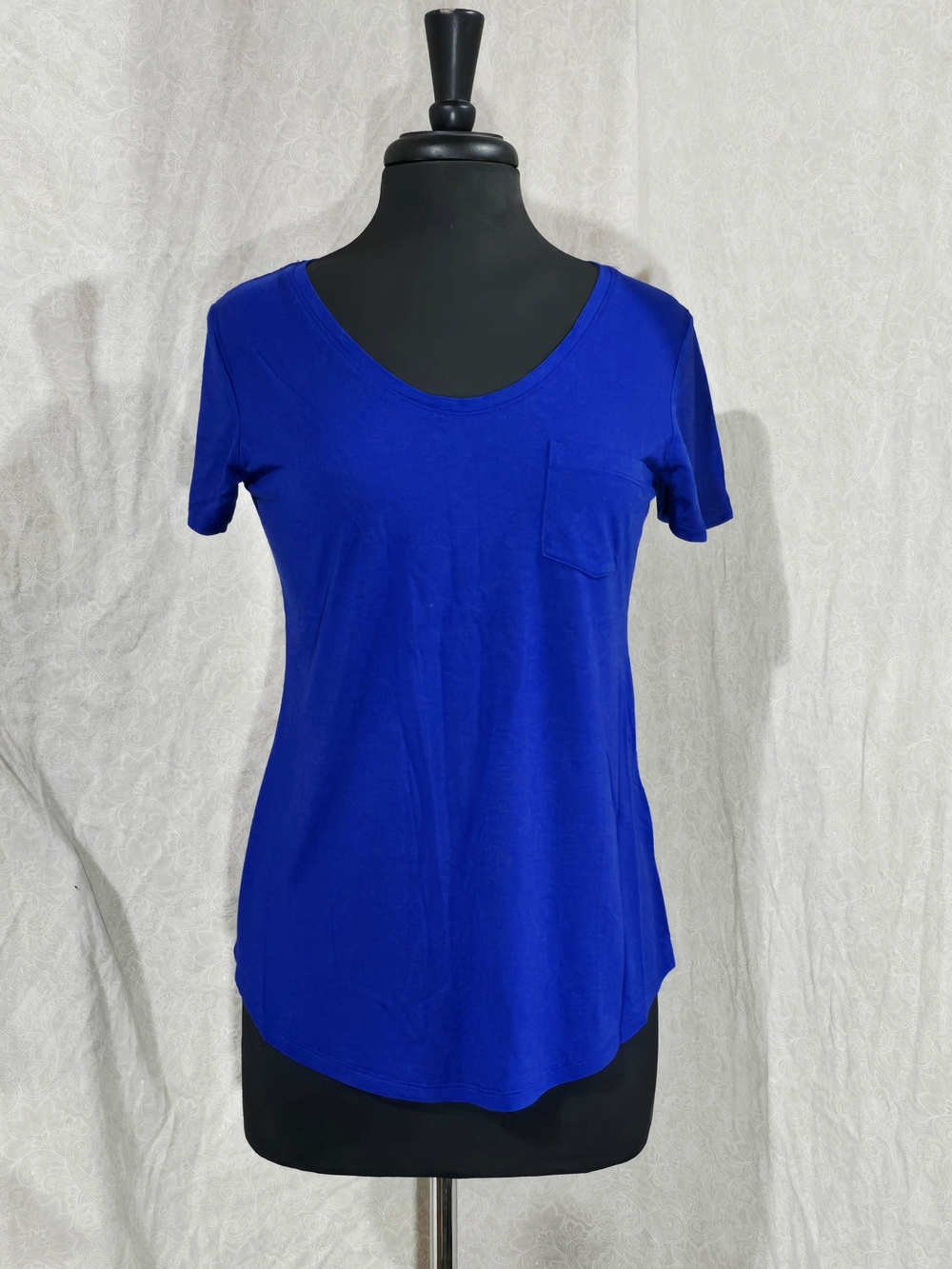 Stylus Royal Cobalt Blue Pocket Tee Scoop Neck Rayon Blend Top Medium M